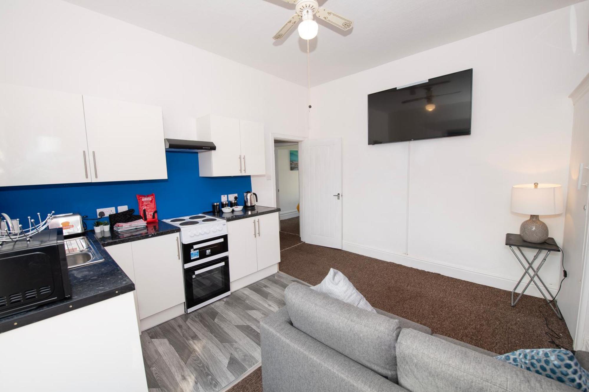 Versatile Cozy & Spacious Comfort Hull Apartments كينغستون أبون هول المظهر الخارجي الصورة